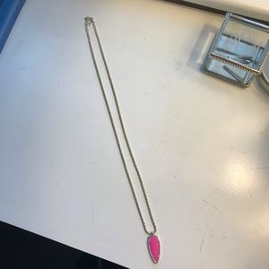 Kendra Scott pink arrow pendant necklace